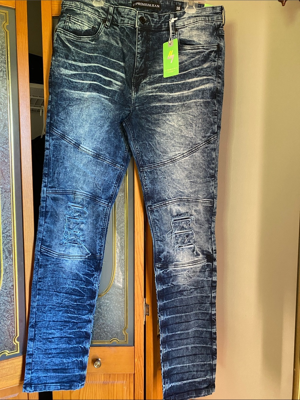 LV Premium Men's Slim Straight Distressed Washed Denim Jeans